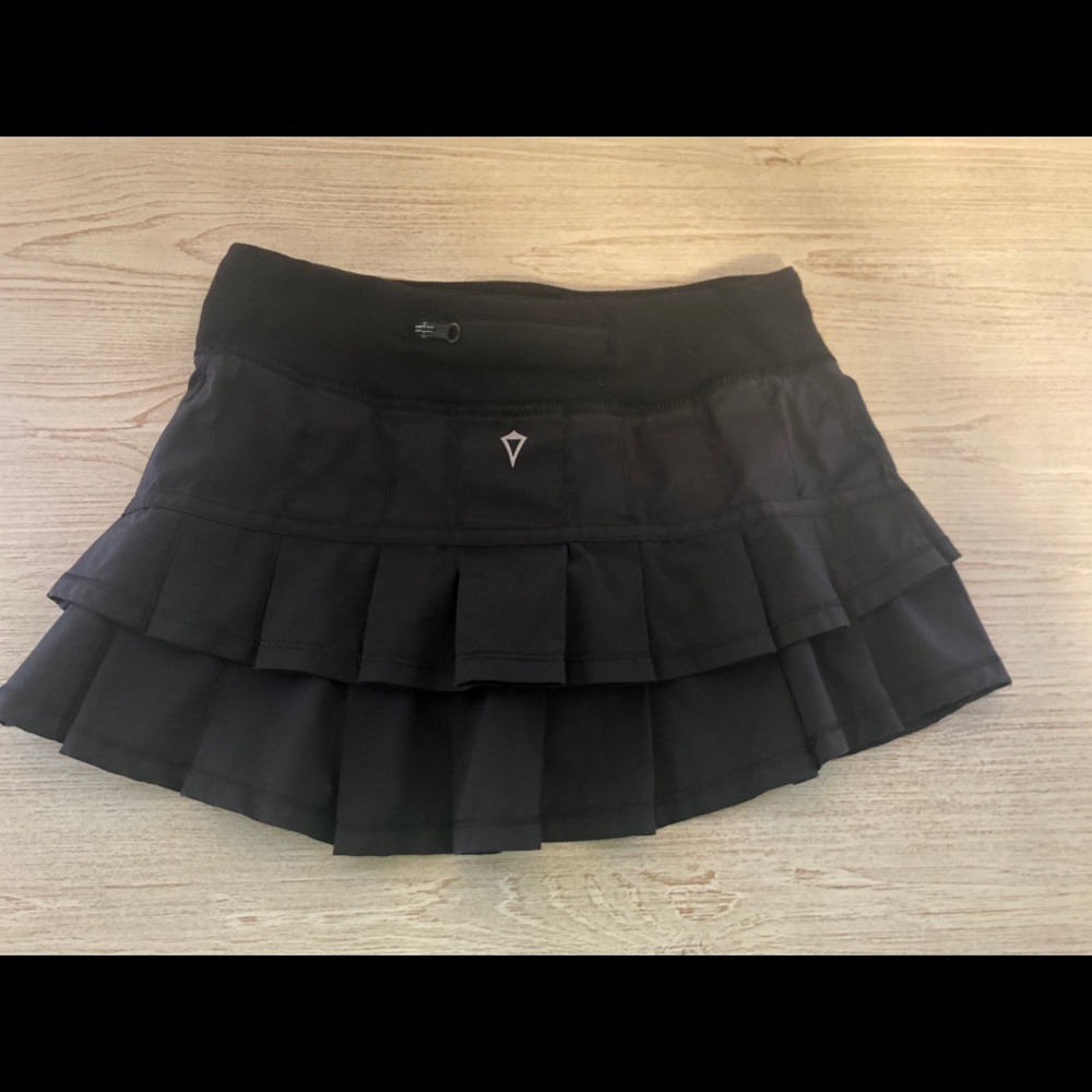 Ivivva size 8 skirt